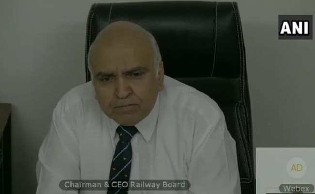 ऑक्सीजन एक्सप्रेस की आवश्यकता को लेकर दिल्ली समेत अन्य राज्य की सरकारों से संपर्क बनाए हुए है रेलवे, बोर्ड के चेयरमैन सुनीत शर्मा ने दी जानकारी