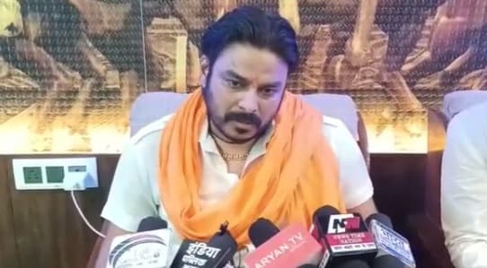 अयोध्‍या के नया घाट में दंपत‍ि को पीटने के मामले में करणी सेना की 'एंट्री', दोबारा पीटने की दी धमकी