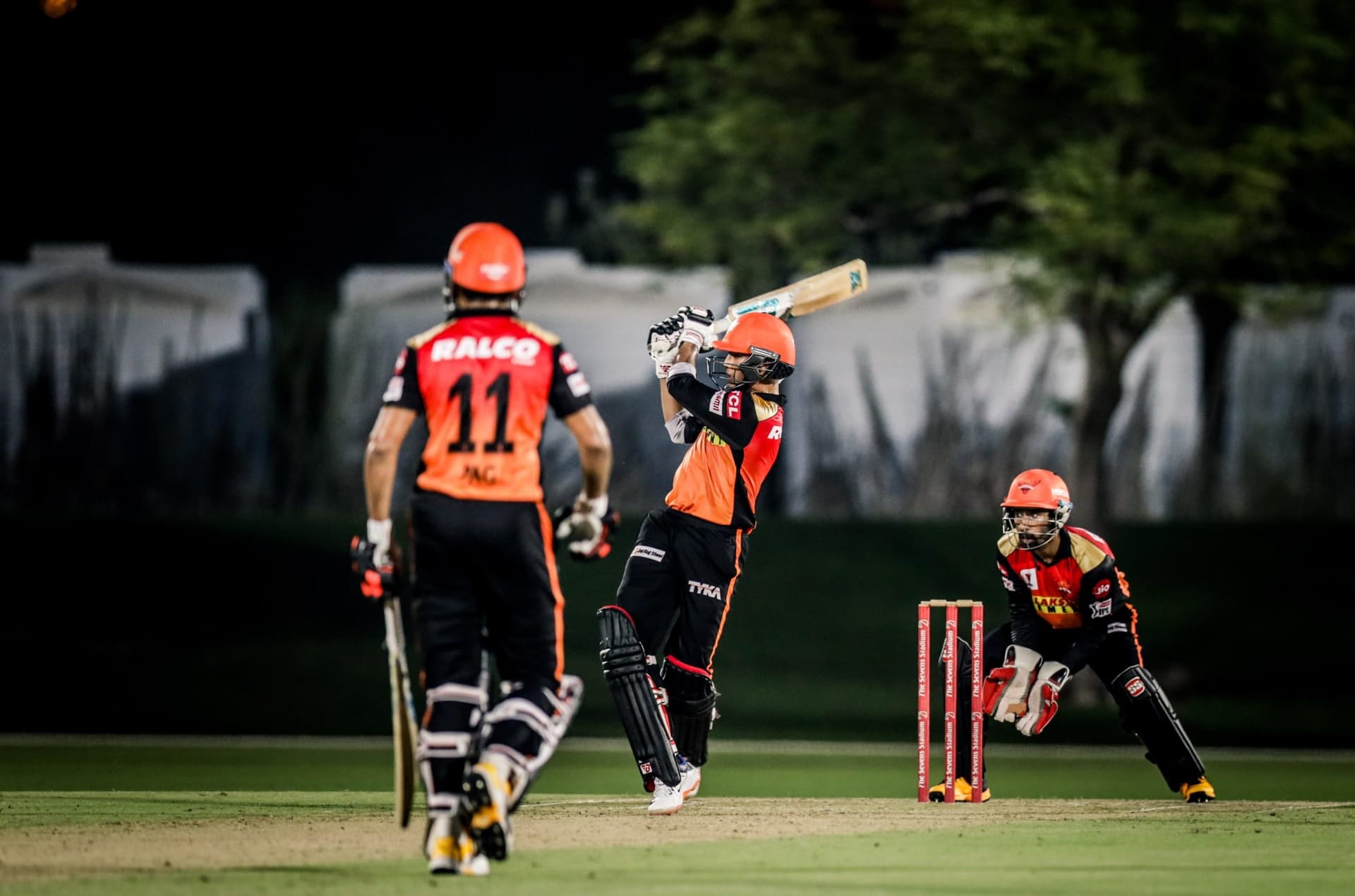IPL 2020 : आईपीएल में यह टीम है सबसे खतरनाक, धौनी और रोहित शर्मा को रहना होगा सावधान