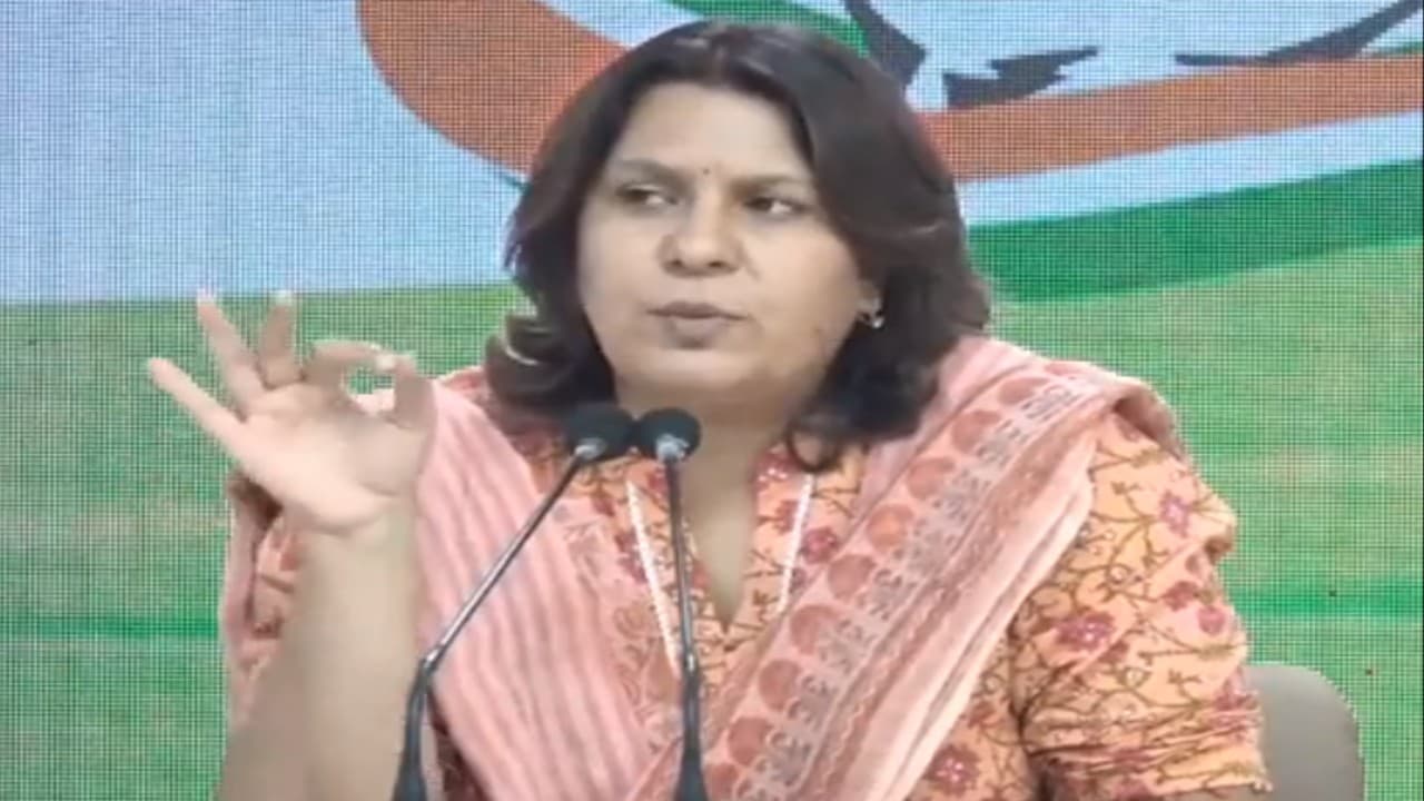 पीएम मोदी के जन्मदिन पर कांग्रेस ने किया कटाक्ष, कहा- आज ‘राष्ट्रीय बेरोजगार दिवस' मना रहे युवा