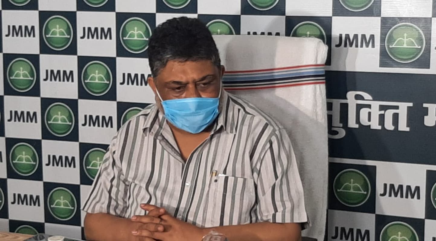 Jharkhand News: JMM का बीजेपी पर बड़ा आरोप, कहा- सत्ता के लिए हाय तौबा मचा रहे हैं बाबूलाल और रघुवर