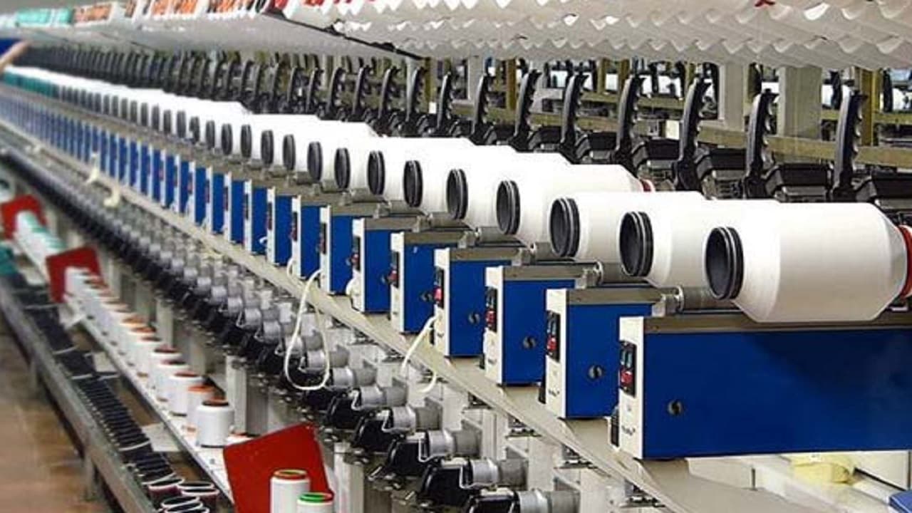 Gujarat Election 2022: कपड़ा उद्योग का केंद्र है गुजरात, विधानसभा चुनाव में बनेगा मुद्दा?