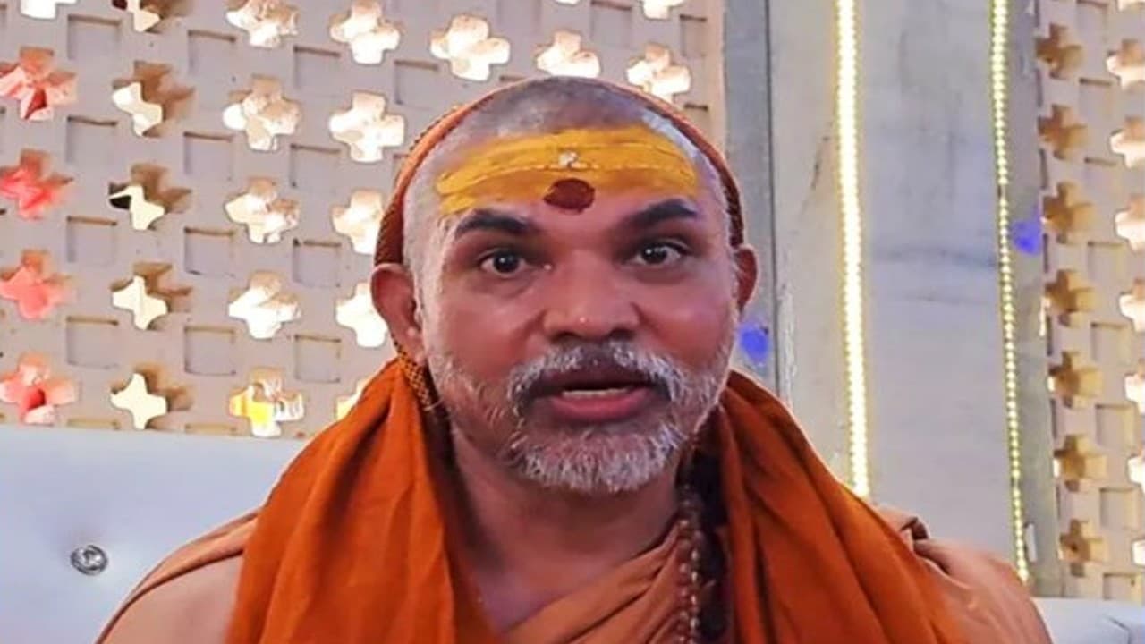 हम पीएम मोदी के प्रशंसक हैं...', प्राण प्रतिष्ठा से पहले शंकराचार्य अविमुक्तेश्वरानंद का बड़ा बयान