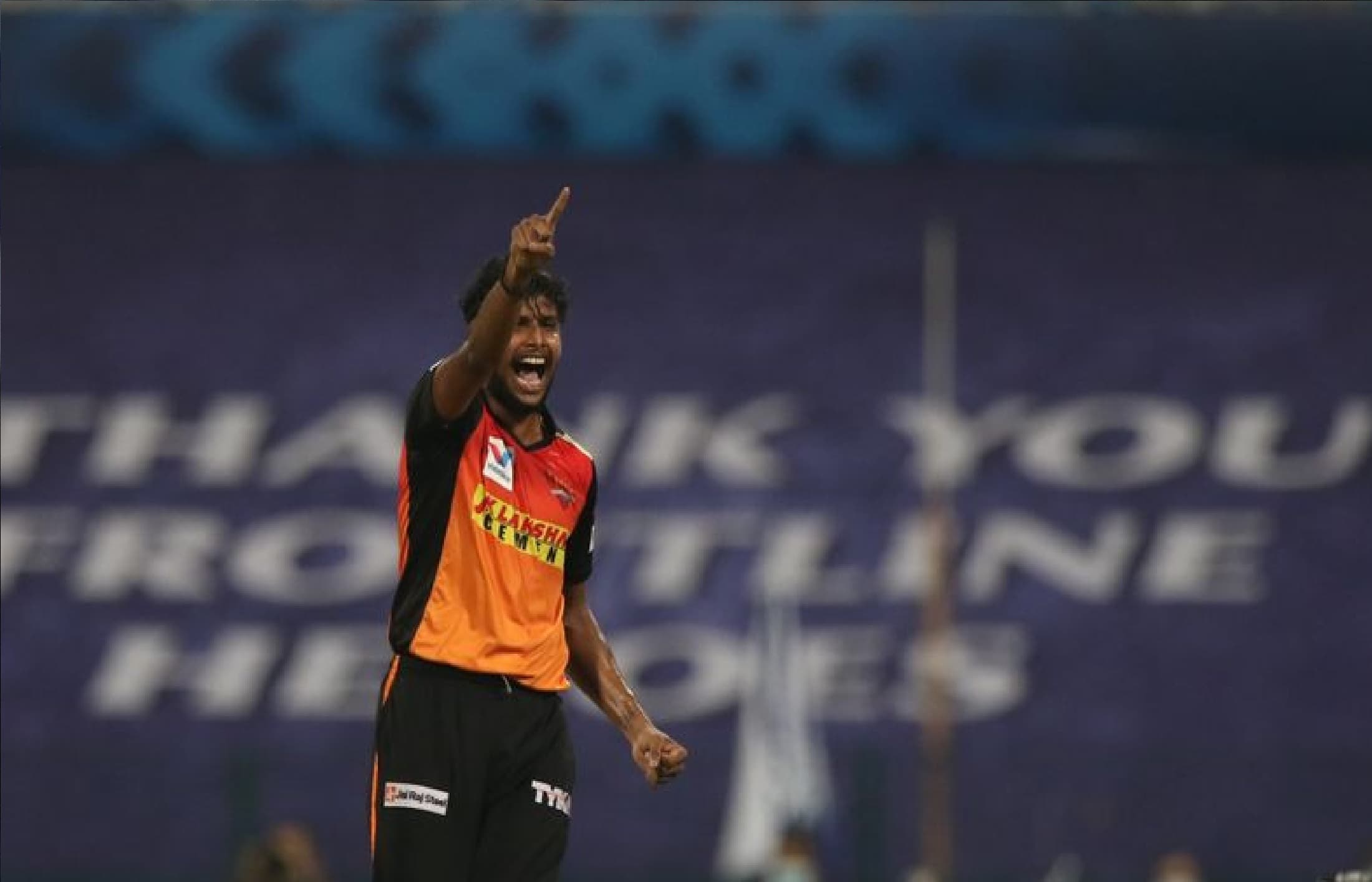 IPL 2020 : आज भी सड़क किनारे ‘चिकन' बेचती है इस शानदार खिलाड़ी की मां