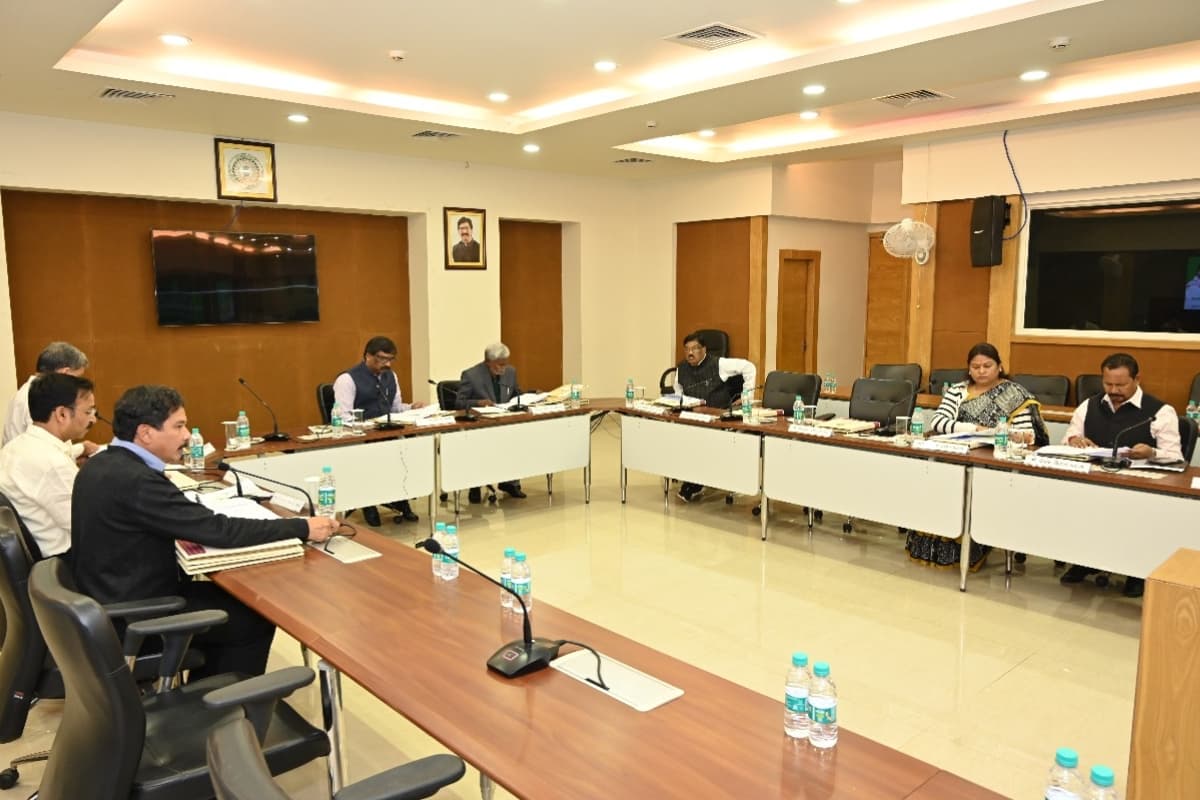 झारखंड: लुगू पहाड़ पर नहीं लगेगा हाइडल पावर प्लांट, CM हेमंत सोरेन की अध्यक्षता में TAC की बैठक में हुआ निर्णय