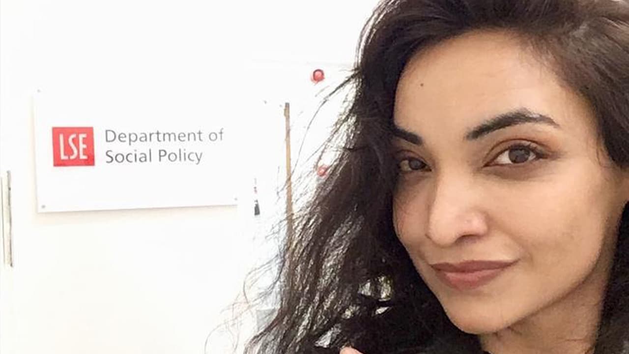 ‍Bihar Election Results 2020: लंदन रिटर्न पुष्पम प्रिया का अ‘मंगल’, रुझानों में बुरी तरह पिछड़ने पर छेड़ा EVM हैक का राग