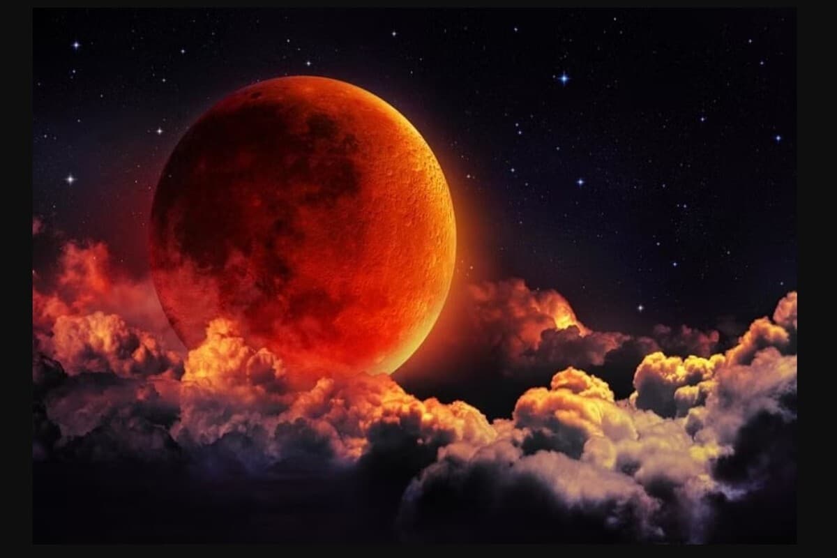 Chandra Grahan Effect Rashi: वृषभ,सिंह, 
तुला मकर के लिए सामान्य रहेगा चन्द्रग्रहण, जानें कैसा रहेगा दो सप्ताह