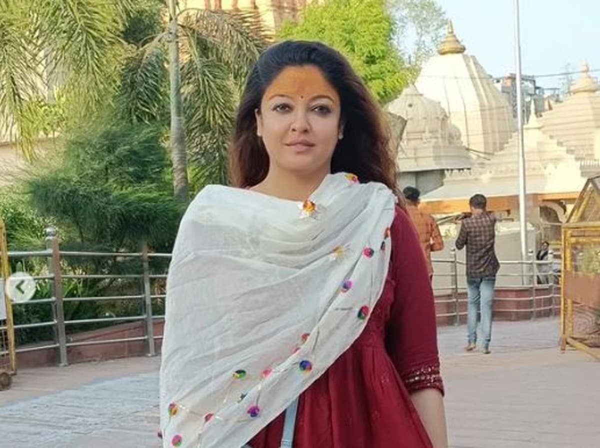 तनुश्री दत्ता के कार का ब्रेक फेल होने की वजह से हुआ एक्सीडेंट, पैर पर आई गहरी चोट, देखें फोटोज