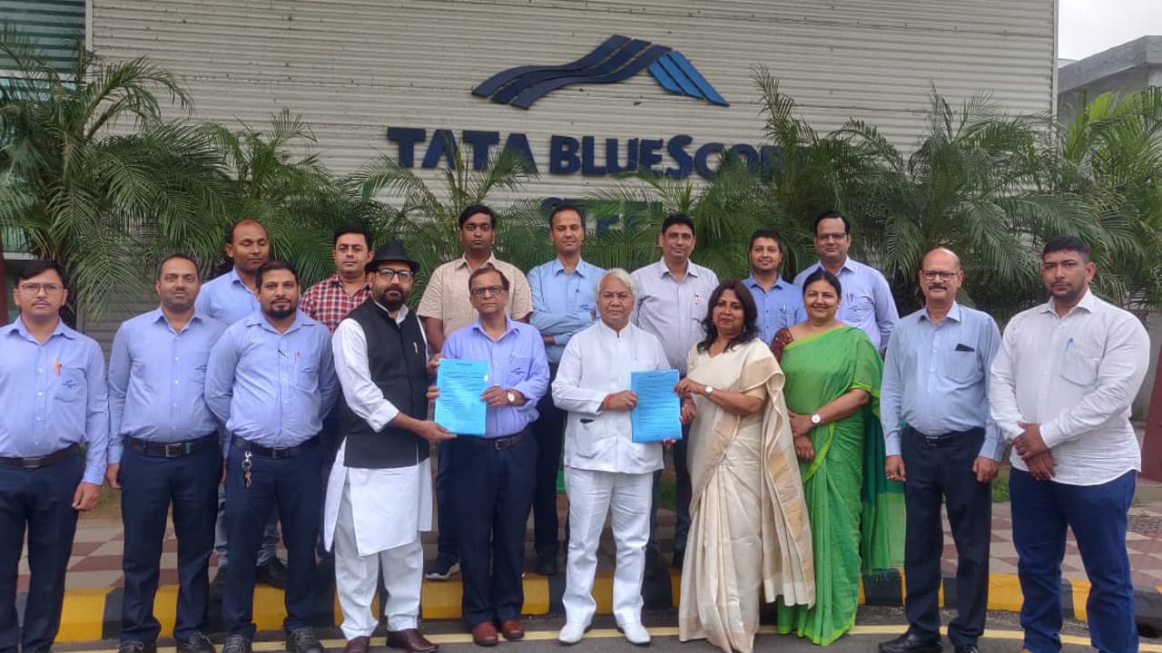 Tata Bluescope कर्मियों को तोहफा, 10 साल पूरा करने पर मिलेंगे चांदी के सिक्के, अन्य समझौते पर भी सहमति