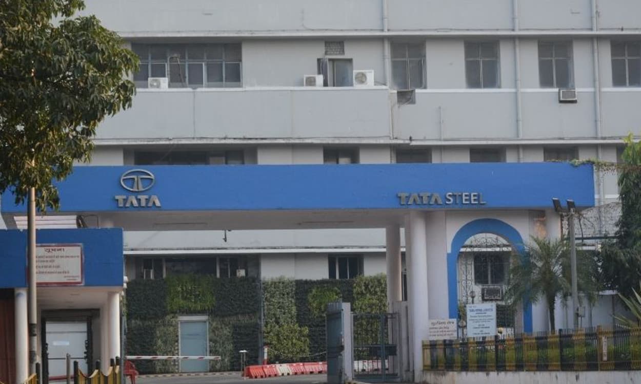 Republic Day 2021 : गणतंत्र दिवस को लेकर टाटा स्टील प्रबंधन ने जारी किये गाइडलाइन, झंडोत्तोलन में 50 से अधिक लोग नहीं होंगे शामिल