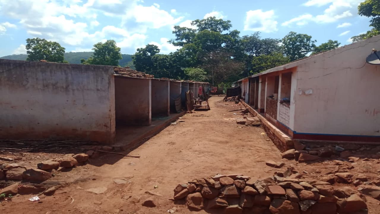 अच्छी खबर : सारंडा का बिरहोर गांव टाटीबा में अब तक कोरोना संक्रमण ने नहीं दी दस्तक, बरतते हैं कड़े नियम