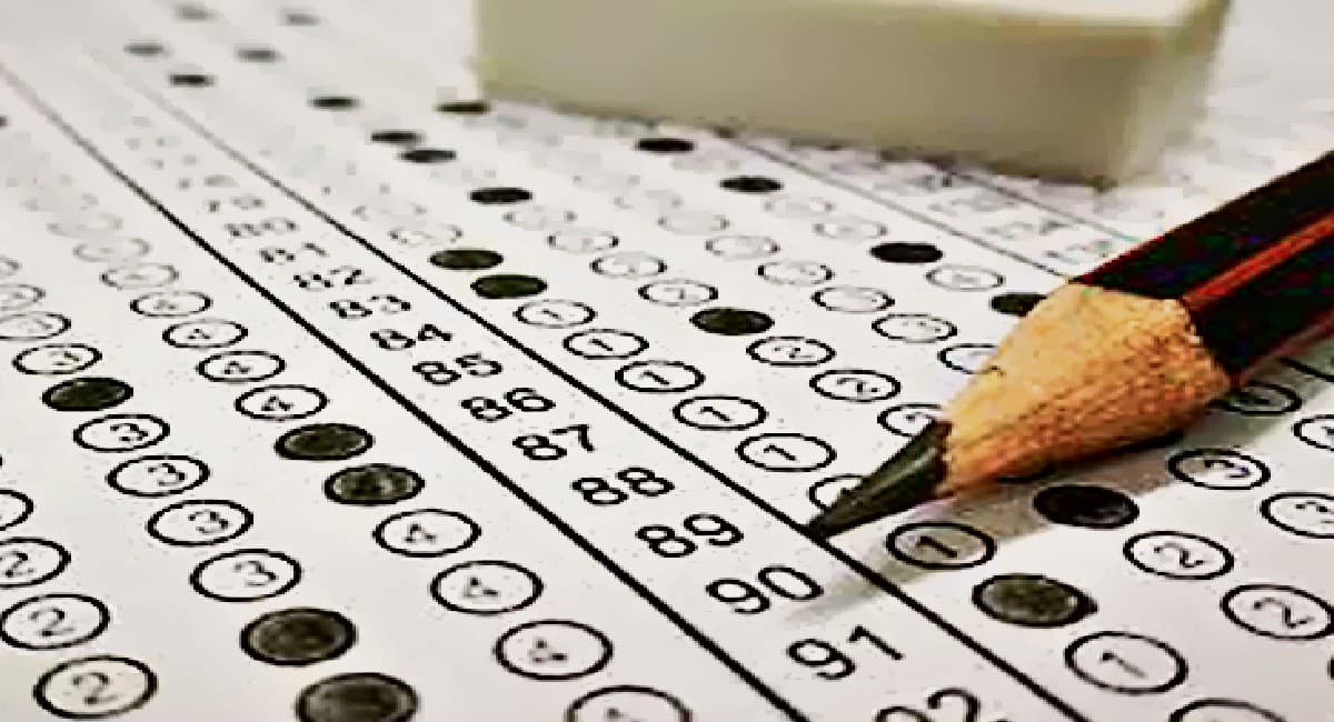 योगी सरकार की कोशिश 100 दिन में 20 हजार सरकारी नौकरी देने की, UP के 34 लाख अभ्यर्थियों को भर्ती का इंतजार