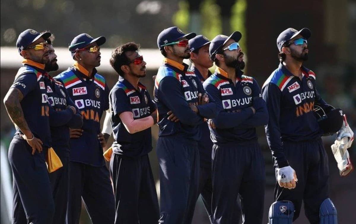 स्लो ओवर रेट से 30 यार्ड के बाहर एक क्षेत्ररक्षक हो जायेगा कम, आईसीसी ने T-20I के नियमों में किये बदलाव