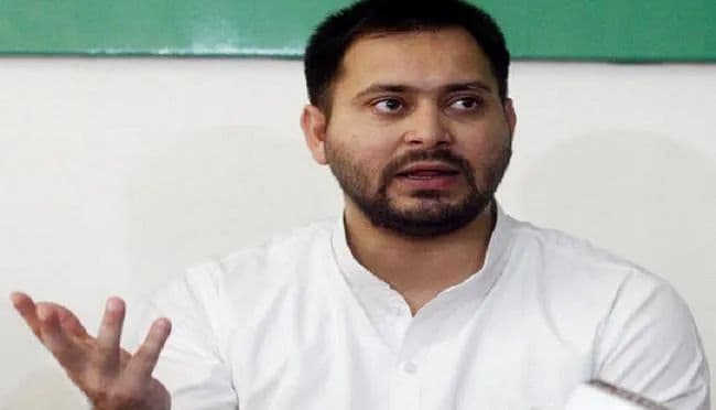तेजस्वी यादव का बड़ा एलान, कहा- मजदूरों को लाने के लिए पांच दिनों में 50 ट्रेनों का इंतजाम करे बिहार सरकार, किराया RJD देगी तेजस्वी यादव का बड़ा एलान, कहा- मजदूरों को लाने के लिए पांच दिनों में 50 ट्रेनों का इंतजाम करे बिहार सरकार, किराया RJD देगी