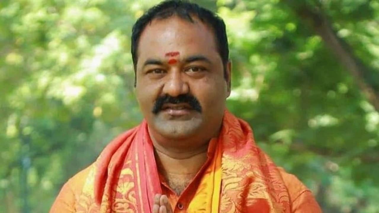 तेलंगाना में भाजपा नेता ज्ञानेंद्र प्रसाद की संदिग्ध मौत, पेंटहाउस के कमरे में पंखे से लटके पाए गए