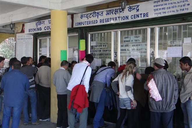 काउंटर से लिया है टिकट तो 45 दिनों के भीतर कर सकेंगे कैंसिल, रेलवे ने दी सहूलियत