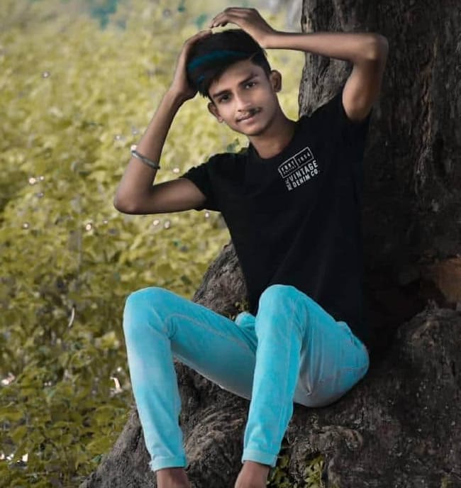 फ्रेंडशिप डे के दिन दोस्त का बर्थ डे सेलीब्रेट करने तिलैया डैम गये दोस्तों में एक डूबा