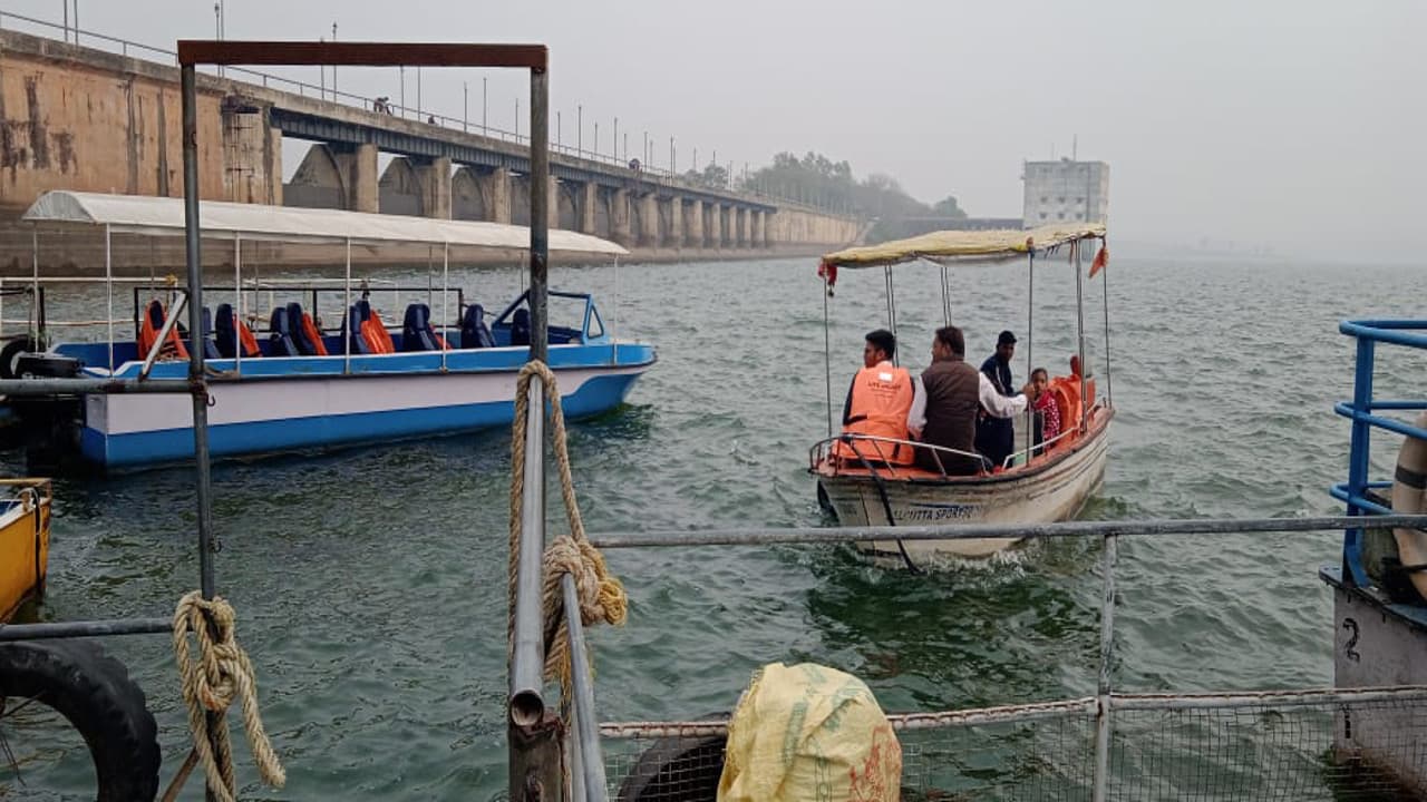 कोरोना के खतरे के बीच जश्न की तैयारी, कोडरमा के पिकनिक स्थलों पर उमड़ेगी भीड़,सुरक्षा व्यवस्था चाक-चाैबंद