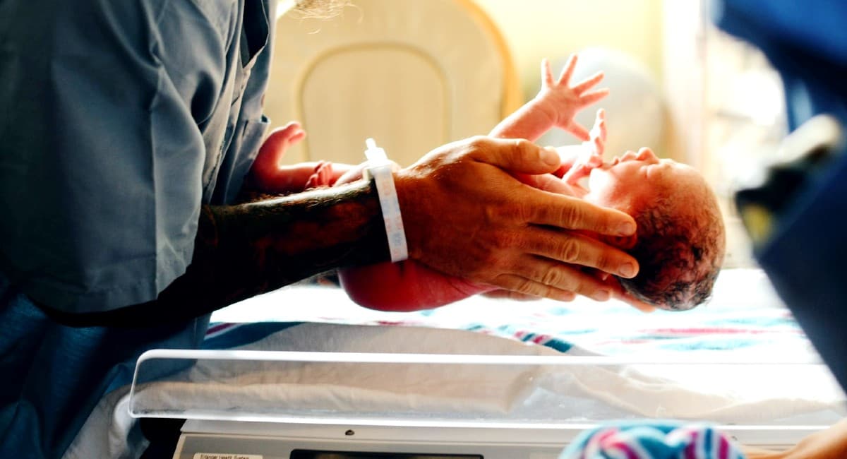 Bihar Budget 2022: देश के कुल बच्चों का 12% बिहार में, पटना से अधिक गया में किशोर व बुजुर्गों की आबादी