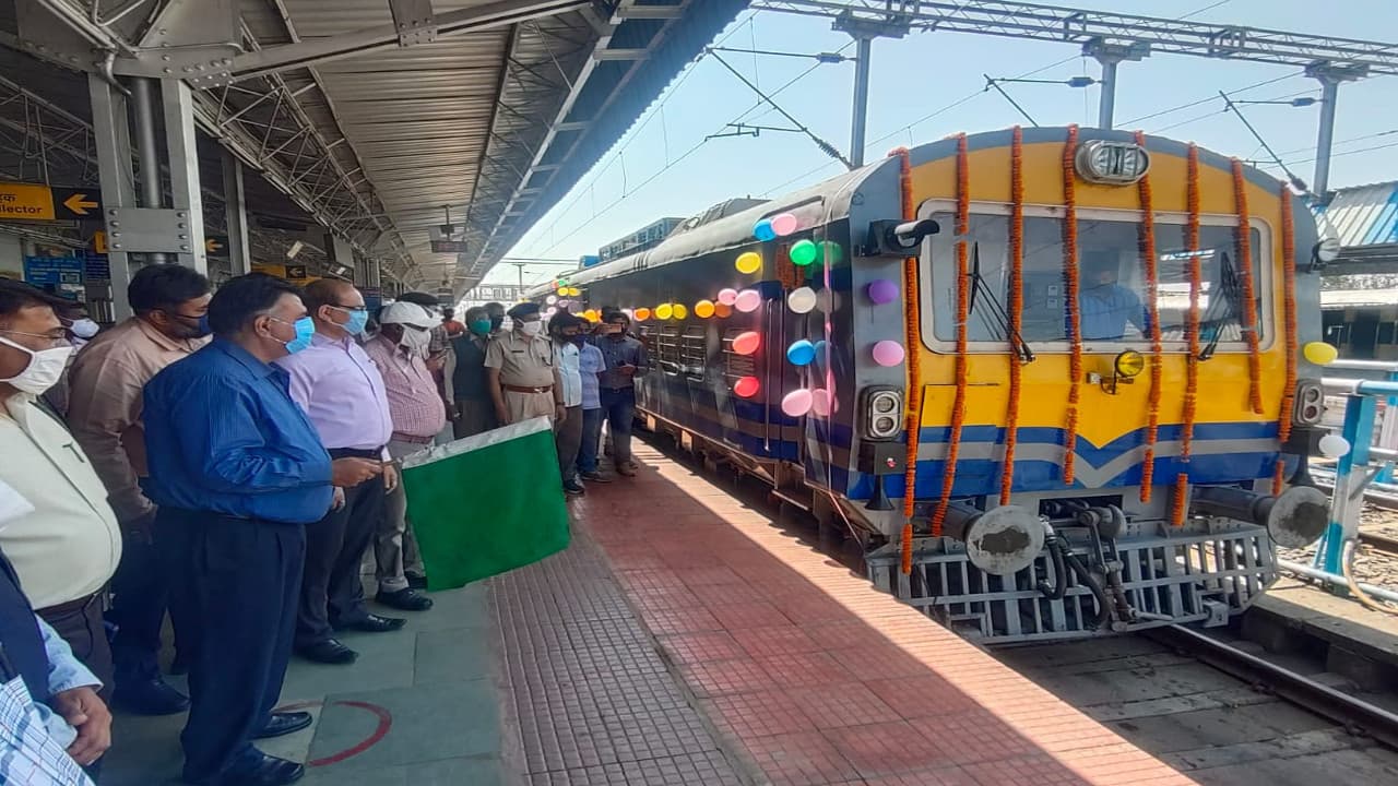 IRCTC/ Indian Railways News : 110 किलोमीटर प्रति घंटे की रफ्तार से दौड़ेगी टावर कार, जानें  ब्रेकडाउन साइट पर कैसे पहुंचेगी मदद