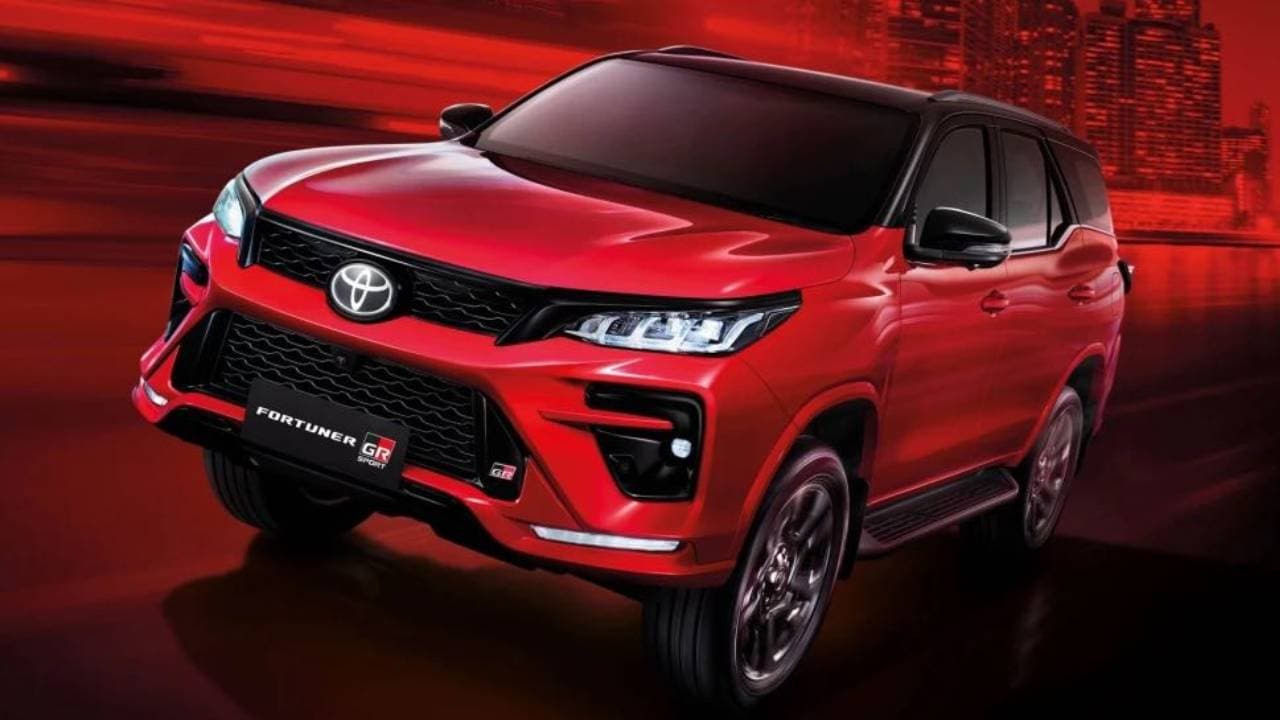 PHOTO : टोयोटा की फॉर्च्यूनर जीआर स्पोर्ट में ऐसी क्या है खूबी, विदेश में भी बढ़ रही डिमांड