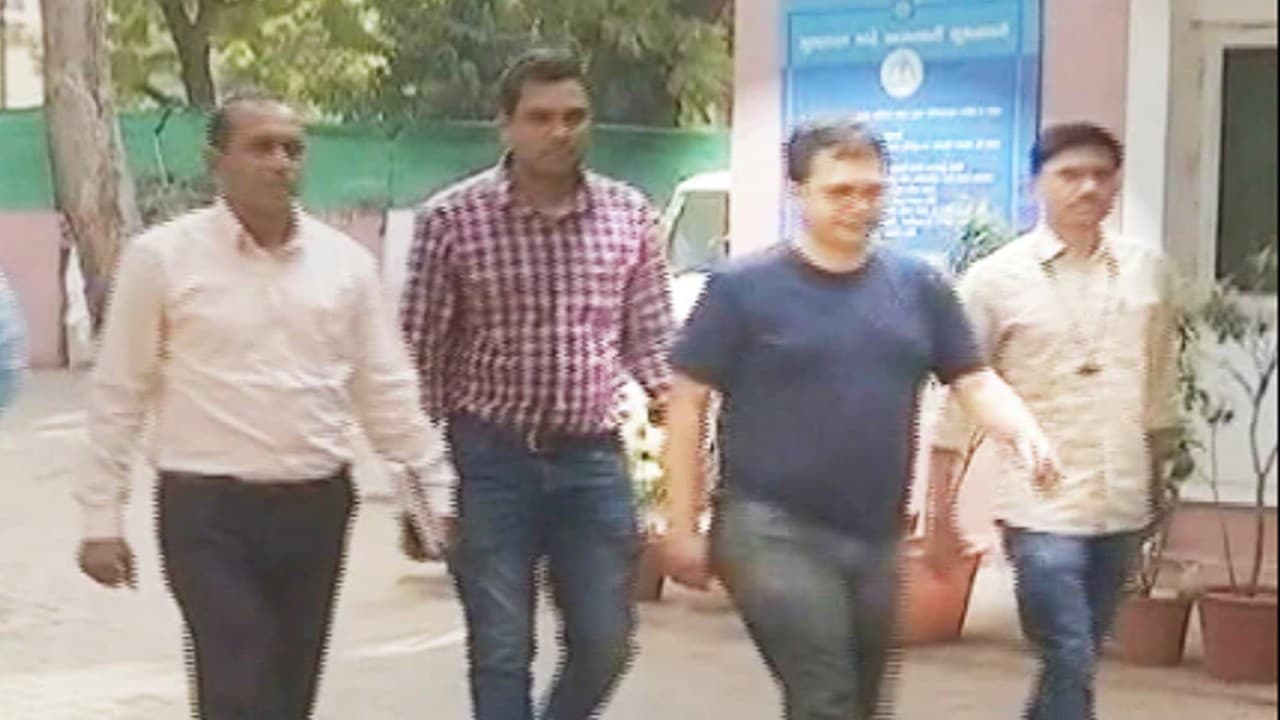 गुजरात के मोरबी में पुल हादसे के बाद पीएम मोदी के दौरे पर खर्च किए गए 30 करोड़ रुपये? जानें क्या है सच