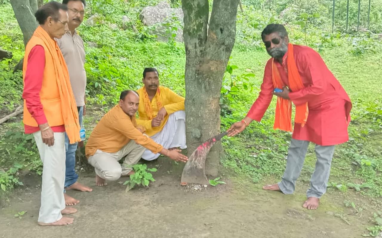 झारखंड : गुमला के टांगीनाथ धाम से चोरी हुआ त्रिशूल का टुकड़ा छत्तीसगढ़ में मिला, वापस लाने की गुहार