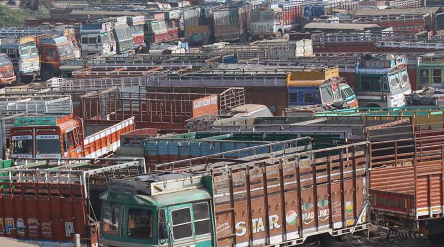 Hit and Run Law: हड़ताल पर ट्रक चालक, झारखंड में गहरा सकता है घरेलू गैस का संकट