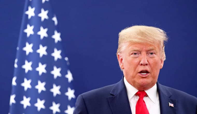 अमेरिकी चुनाव में अदृश्य दुश्मन का हौव्वा