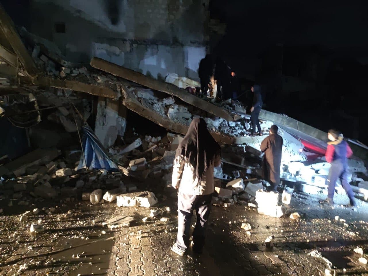 Turkey Earthquake: तुर्की और सीरिया में भूकंप से तबाही, 200 से ज्यादा की मौत, पीएम मोदी ने जताया दुख