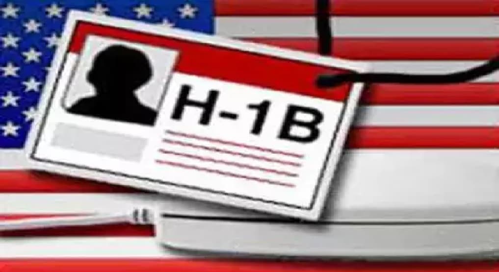 कोराना संकट: अमेरिका में फंसे एच1वी वीजा धारकों को राहत, अधिक समय तक ठहरने की मिलेगी अनुमति
