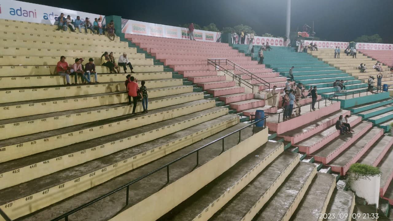 यूपी टी20 लीग का पहला ही सीजन फ्लॉप, ग्रीन पार्क क्रिकेट स्टेडियम में नहीं पहुंच रहे दर्शक, जानें क्या है वजह