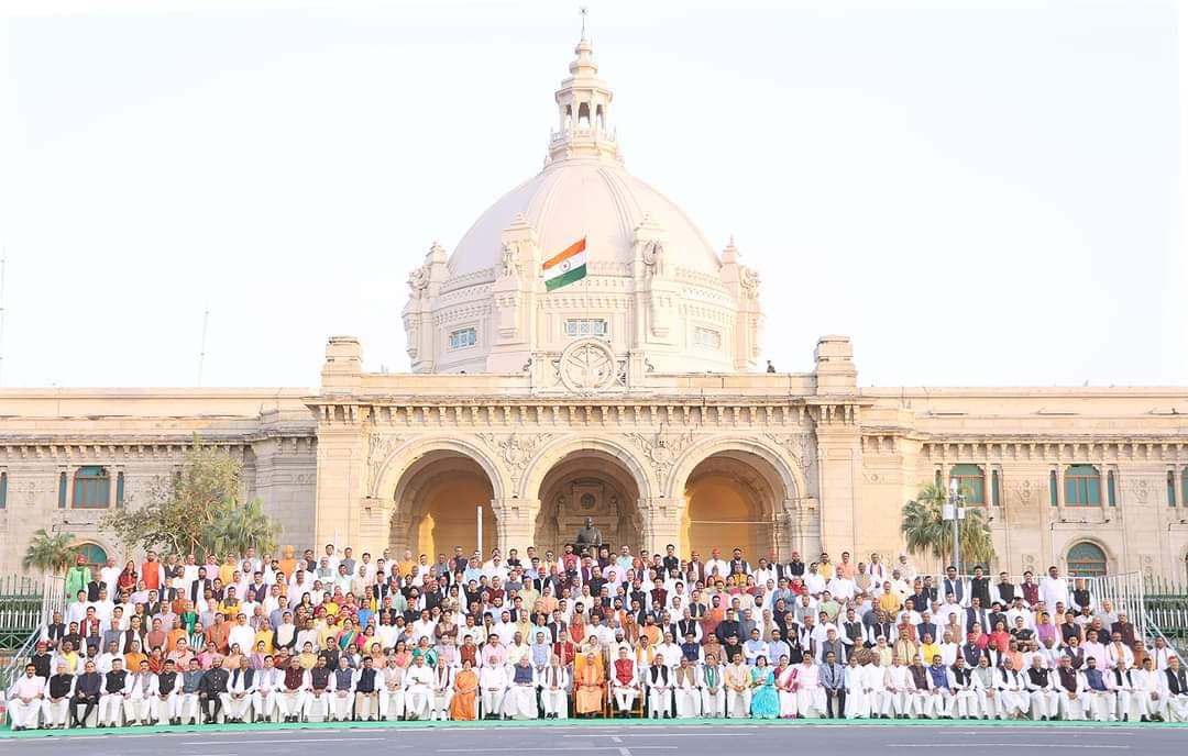 महाराष्ट्र की उठापटक से यूपी का विपक्ष अलर्ट, जयंत चौधरी- शिवपाल को लेकर अठावले- राजभर ने कह दी ये बड़ी बात
