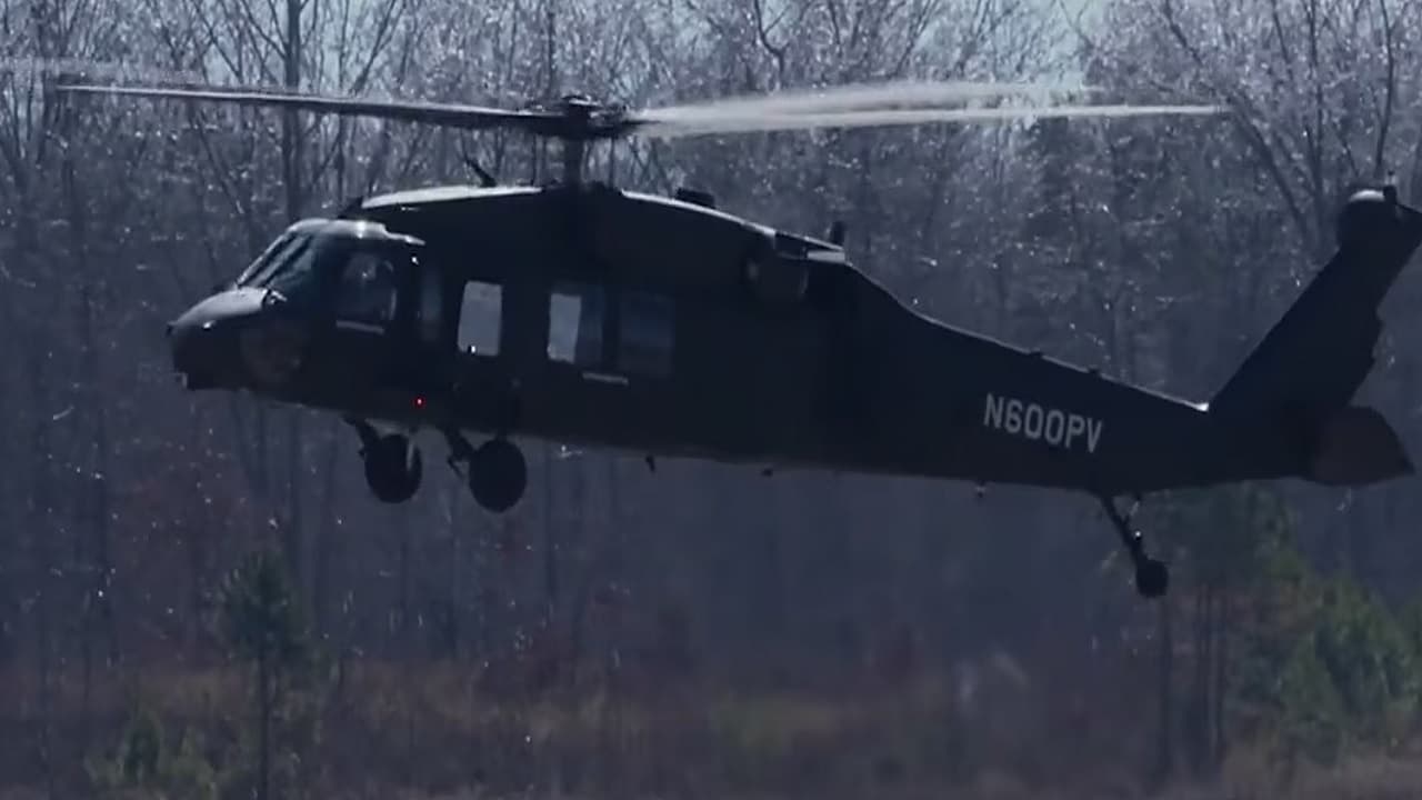 US Army Helicopter Crash: अमेरिकी सेना के दो 'ब्लैक हॉक' हेलीकॉप्टर क्रैश, 9 जवानों की मौत