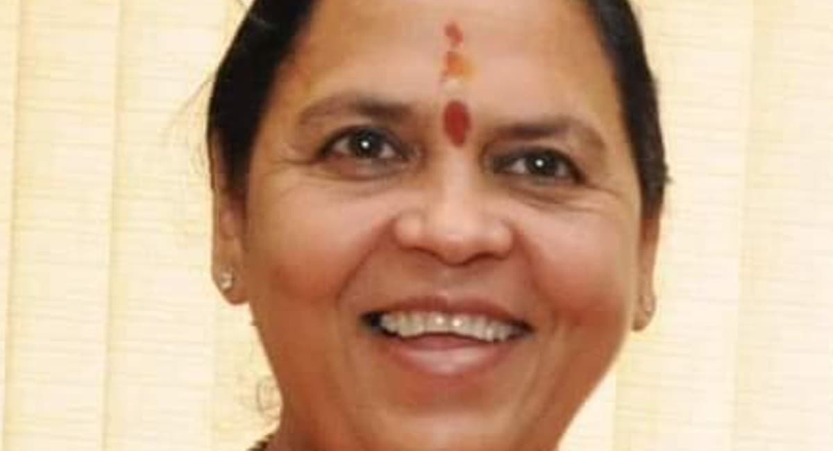 उमा भारती की शिवराज सरकार को चेतावनी, ब्यूरोक्रेसी पर दिया विवादित बयान, Video Viral