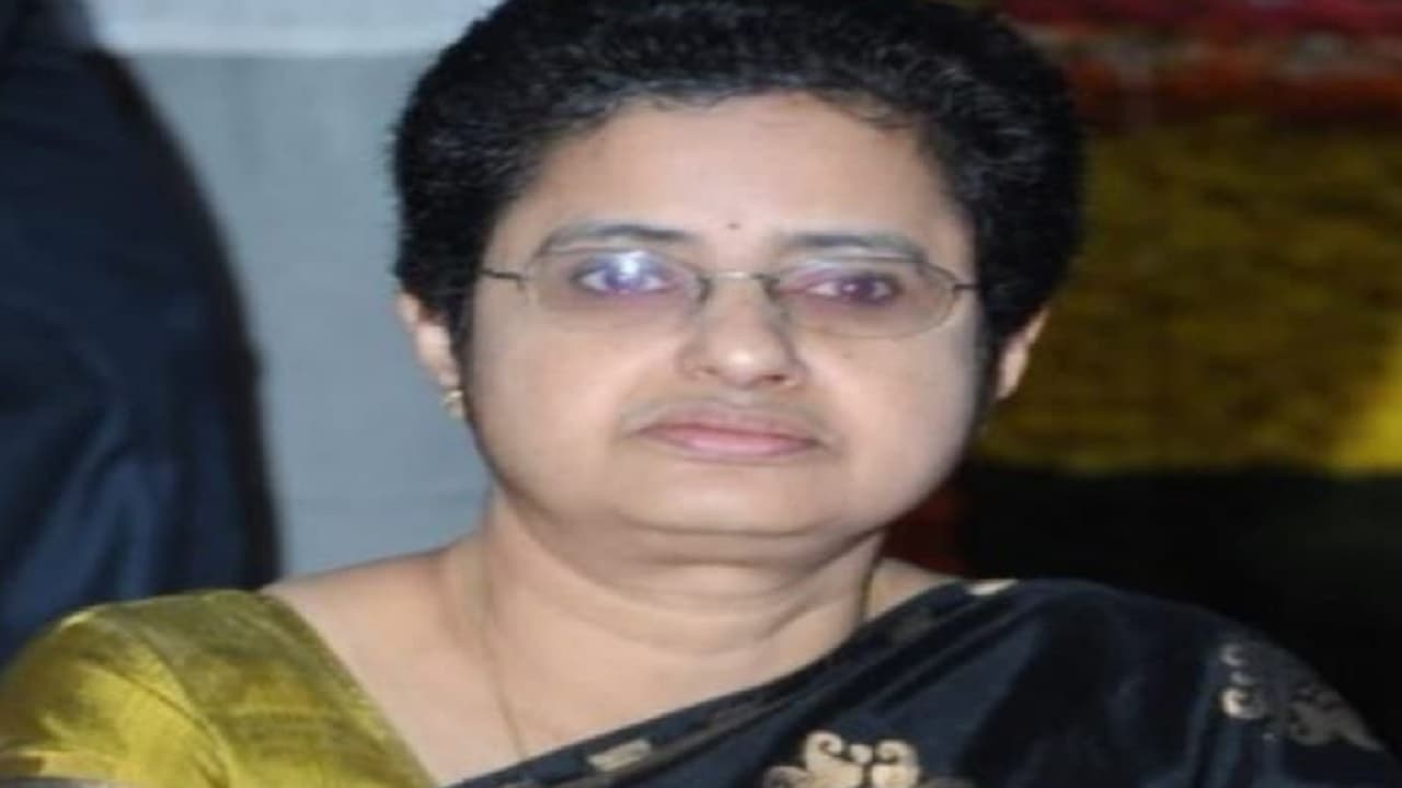 Telangana: पूर्व सीएम एनटी रामाराव की बेटी उमा माहेश्वरी की मौत, हैदराबाद में अपने आवास पर मृत मिलीं