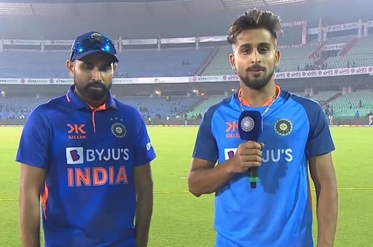 'बस एक काम कर लिया तो दुनिया पर राज करेंगे', युवा उमरान मलिक को मोहम्मद शमी की खास सलाह, देखें VIDEO