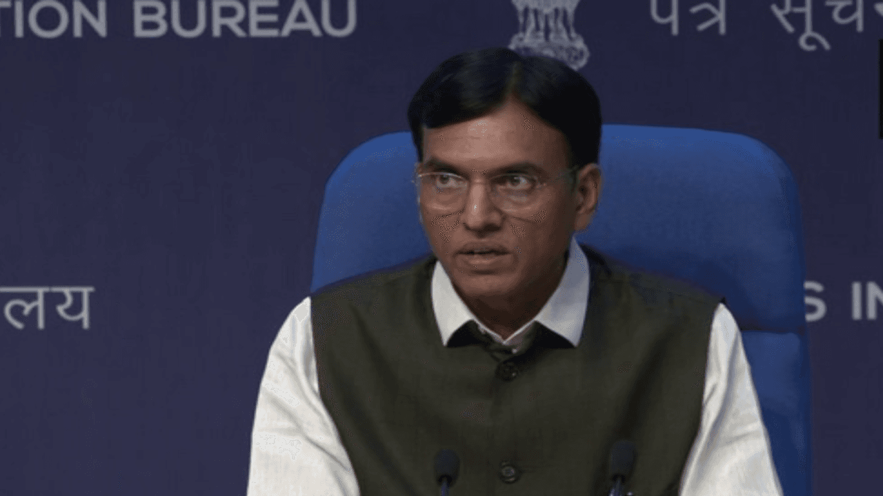 भारत में जल्द ही खुलेंगे 157 सरकारी नर्सिंग कॉलेज, चिकित्सा उपकरण नीति होगी लागू