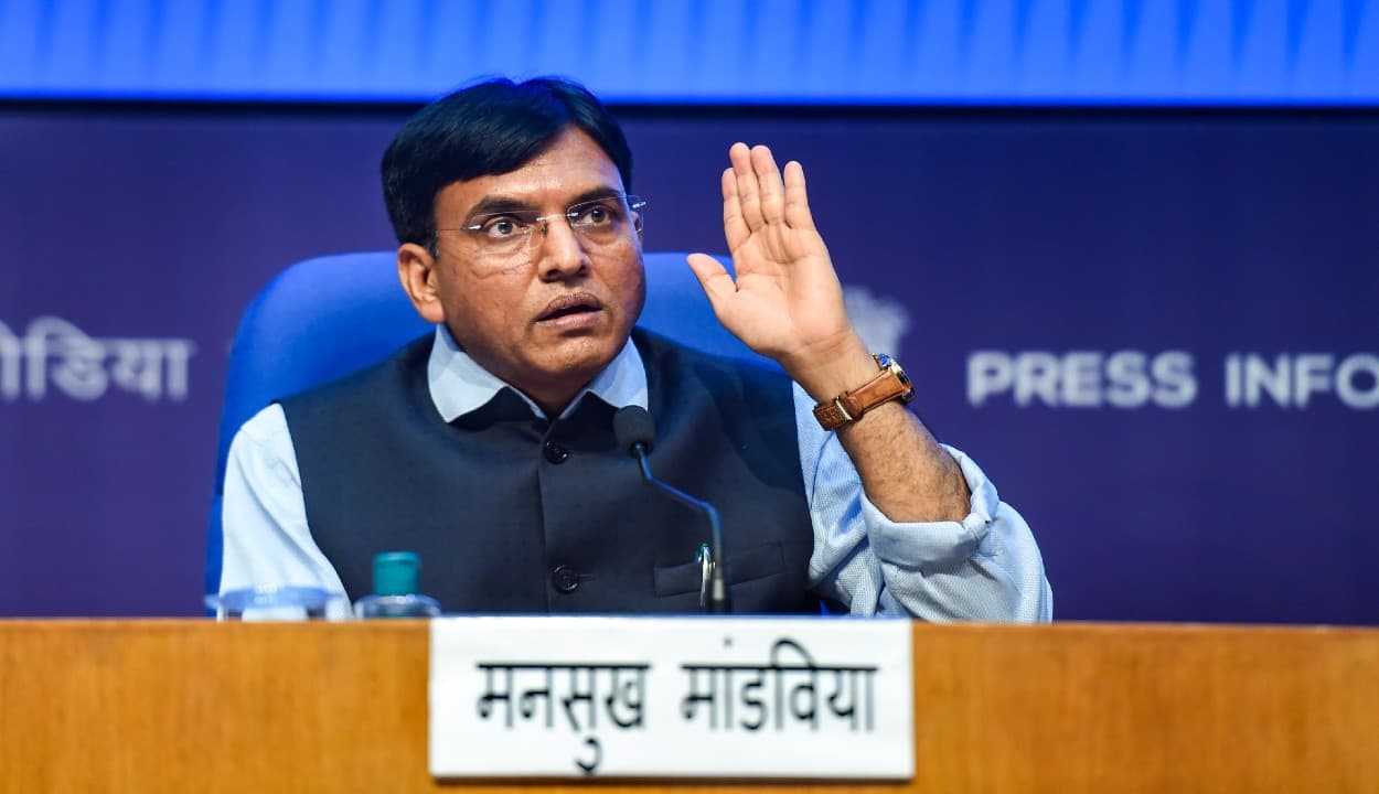 देश में 95 करोड़ कोविड वैक्सीन देने का लक्ष्य पूरा हुआ, मनसुख मंडाविया ने कही ये बड़ी बात...