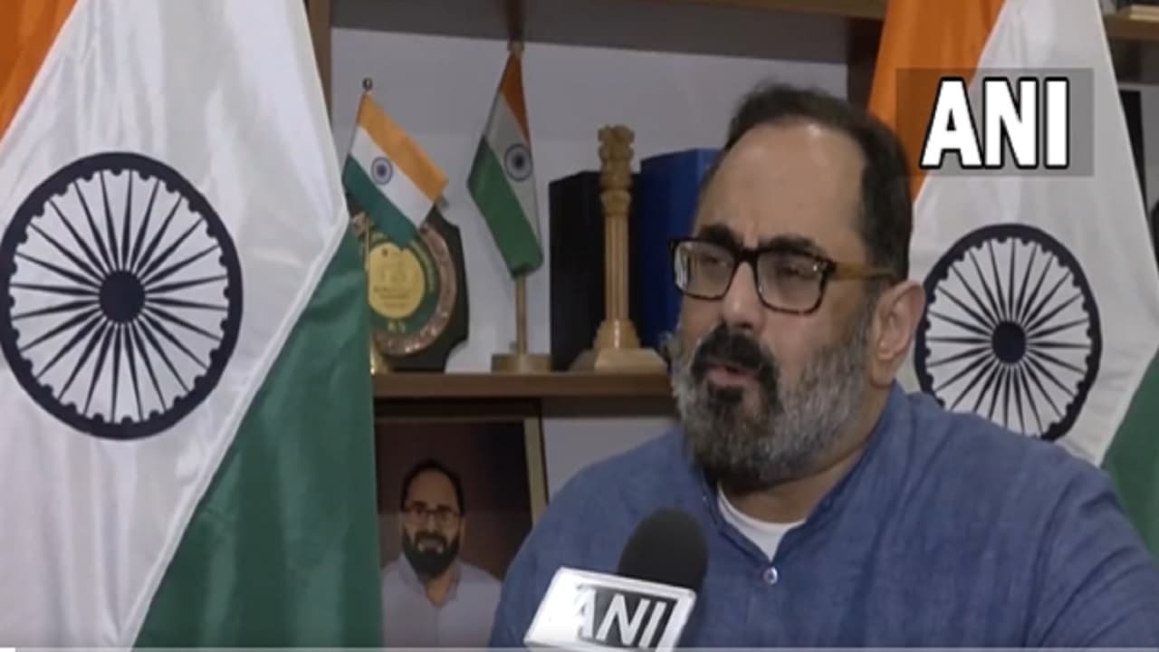 केंद्रीय मंत्री राजीव चंद्रशेखर ने कांग्रेस पर साधा निशाना, कहा- कर्नाटक में बीजेपी के पक्ष में आएगा जनादेश