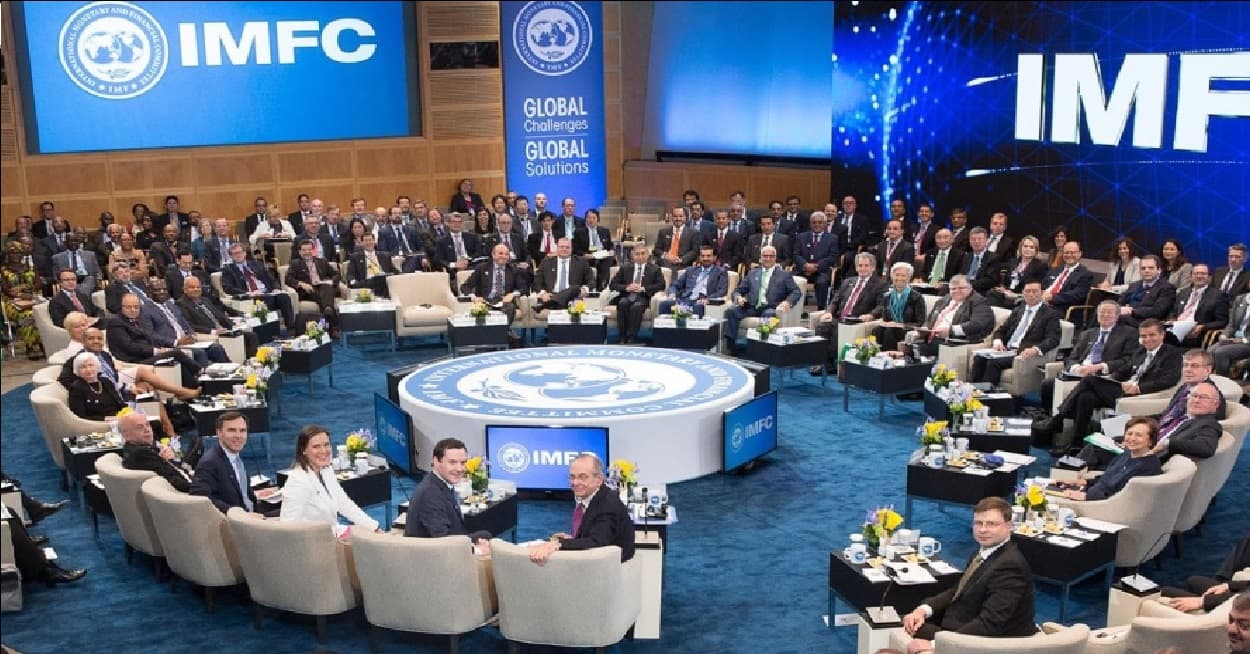 IMF ने लगाया अनुमान भारत की अर्थव्यस्था दुनिया भर में सबसे आगे, जानें कितनी होगी आर्थिक वृद्धि