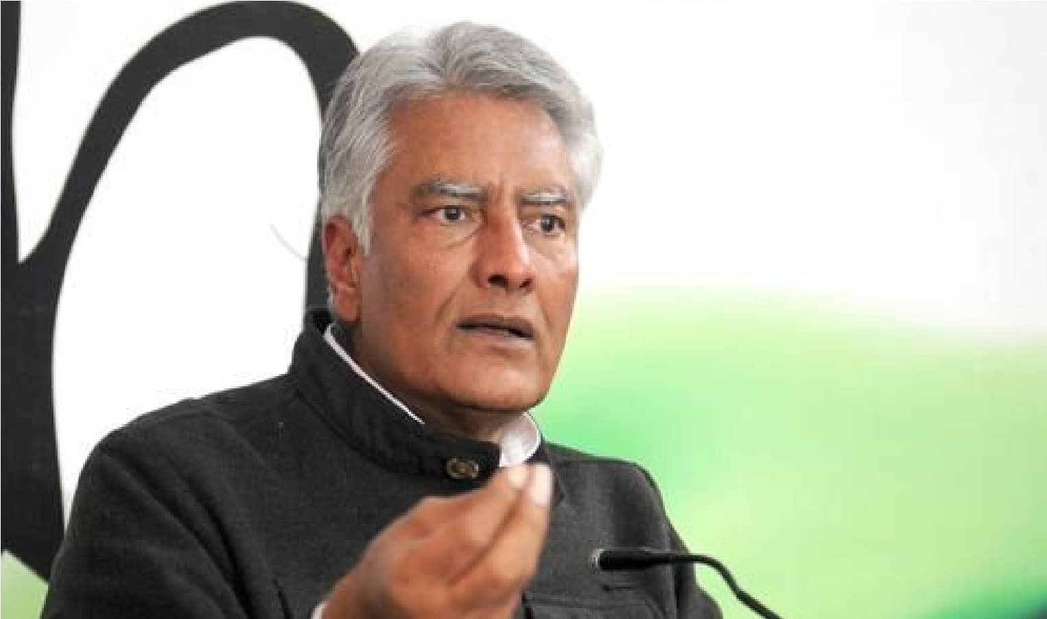 खत्म नहीं हुआ है पंजाब कांग्रेस में घमासान : नाराज सुनील जाखड़ राहुल – प्रियंका के साथ दिल्ली पहुंचे खत्म नहीं हुआ है पंजाब कांग्रेस में घमासान : नाराज सुनील जाखड़ राहुल – प्रियंका के साथ दिल्ली पहुंचे