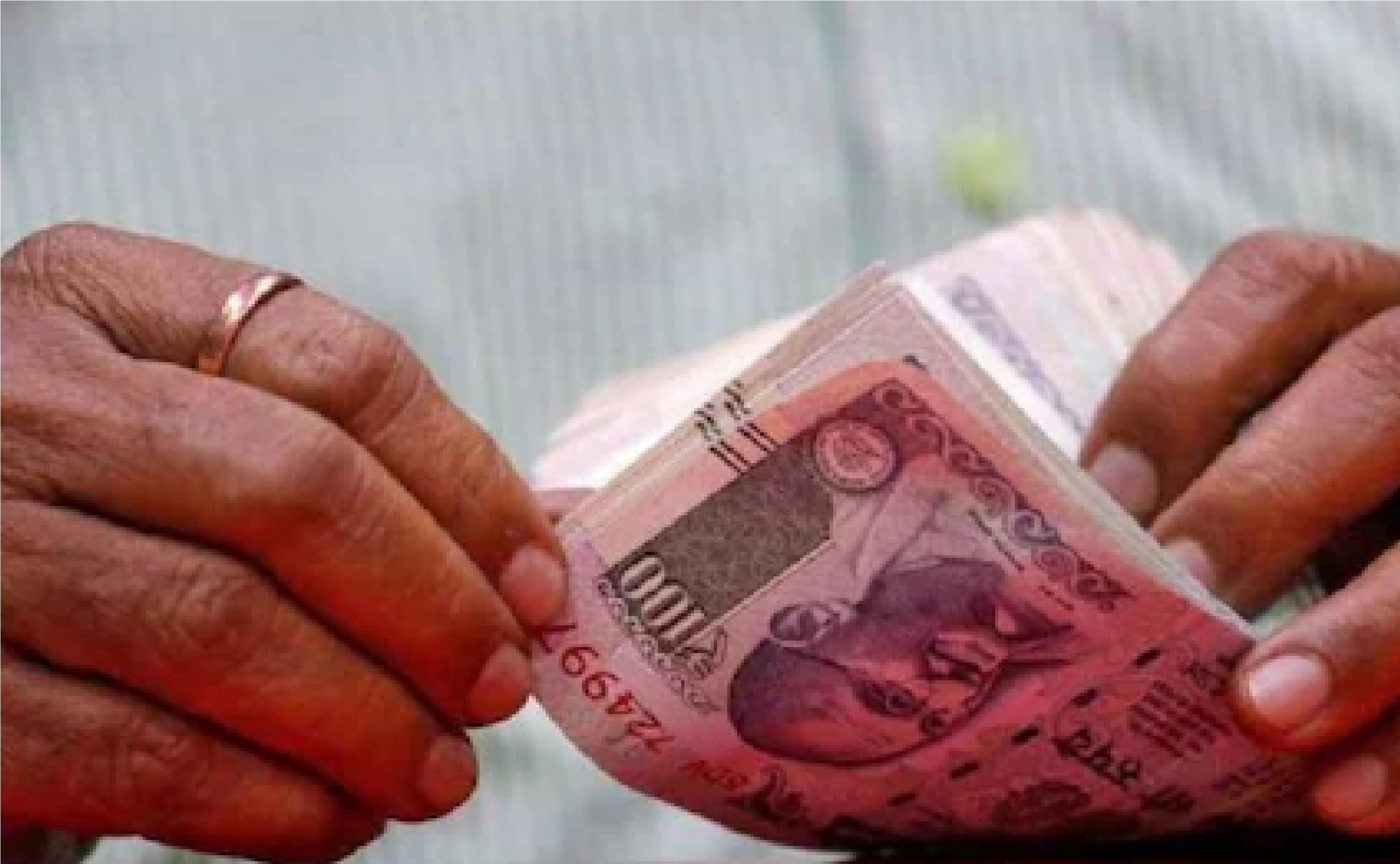 कोरोना की वैक्सीन लगवायें और 10 करोड़ ईनाम पायें, सरकार चला रही है योजना