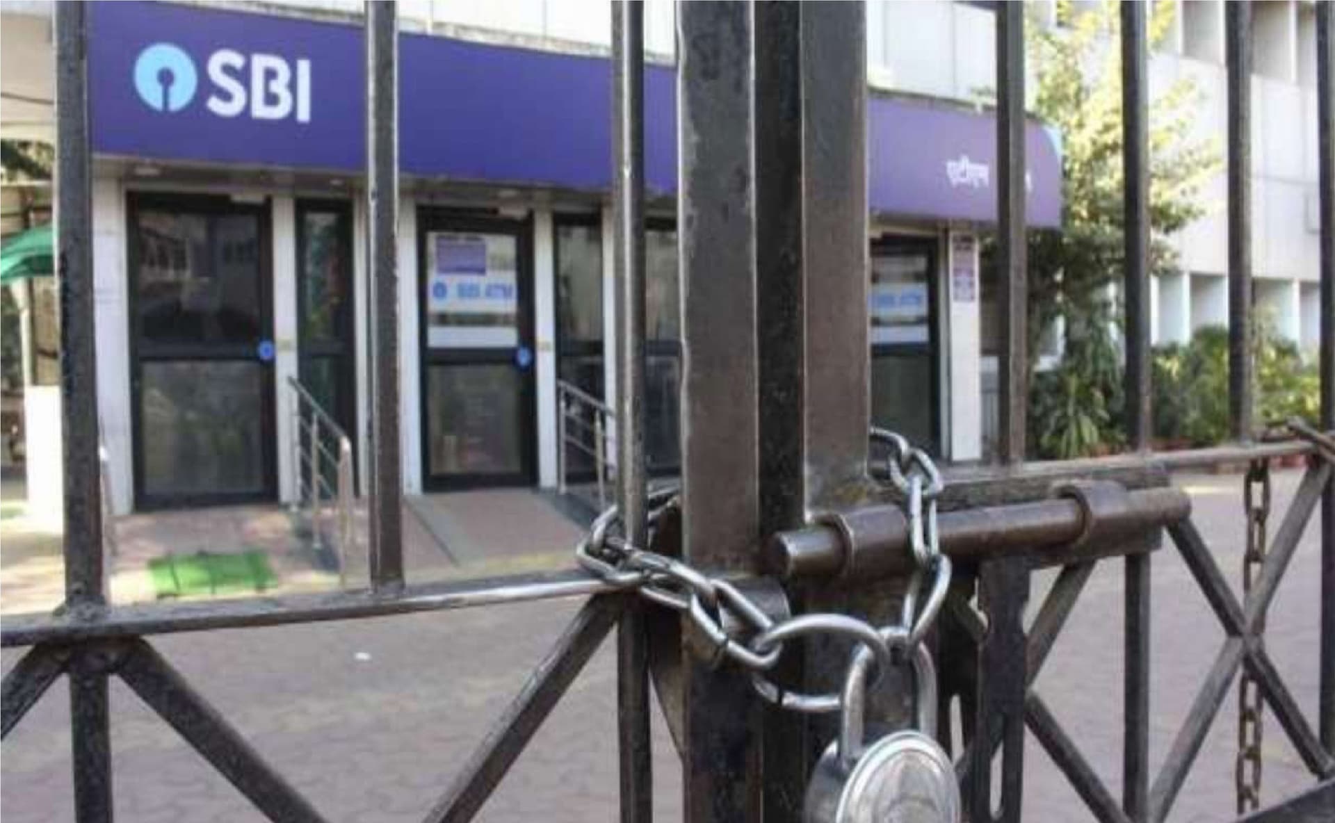 Bank Holidays List : सितंबर में 12 दिन बंद रहेंगे बैंक, देखें ये जरूरी लिस्ट