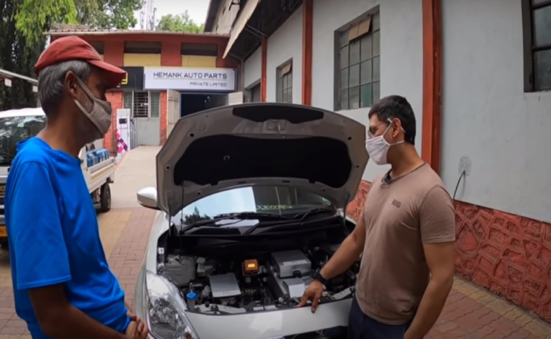 नयी इलेक्ट्रिक डिजायर कार, एक घंटे में होती है चार्ज और चलती है 240 किमी