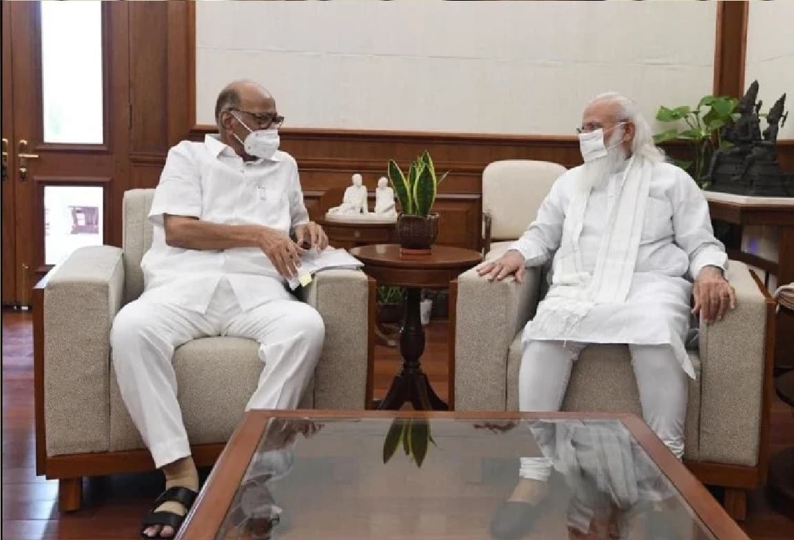 पीएम मोदी से शरद पवार ने की मुलाकात, एक घंटे तक चली बात, अटकलें तेज