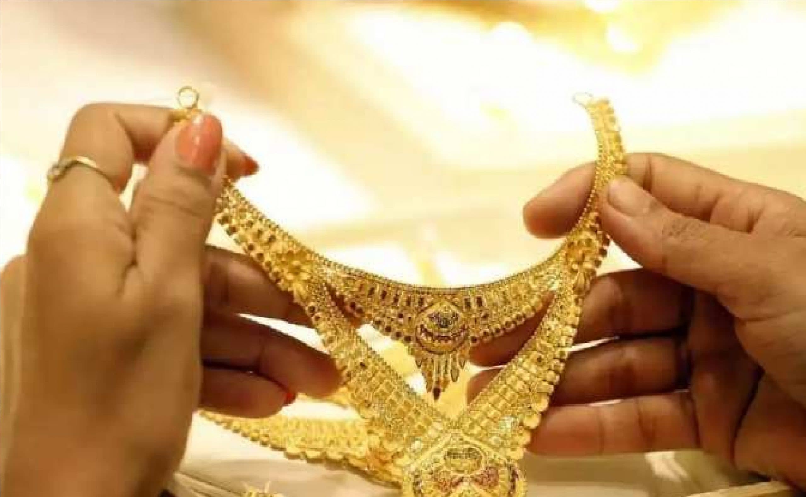 Gold Silver Price Today :सोने की कीमत में भारी गिरावट, निवेश और खरीदने का शानदार मौका