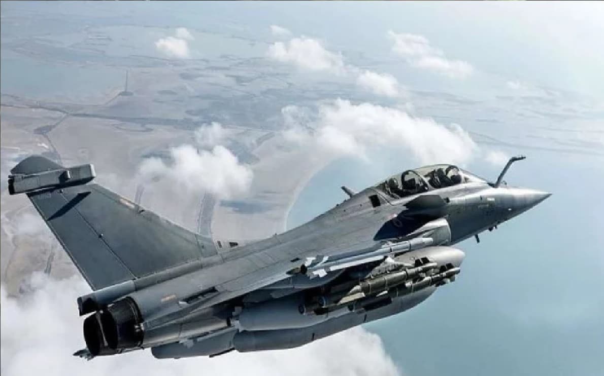 राहुल गांधी ने राफेल विवाद पर किया पोल, पूछा इस मामले की जांच क्यों नहीं चाहती मोदी सरकार ?