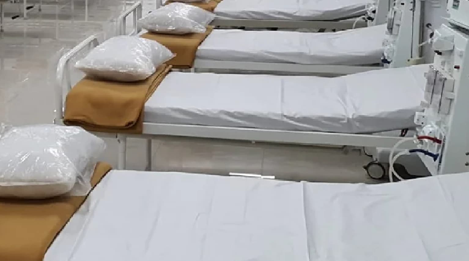 गुजरात के भावनगर में कोविड केयर सेंटर में लगी आग, 61 मरीजों को किया गया दूसरी जगह शिफ्ट