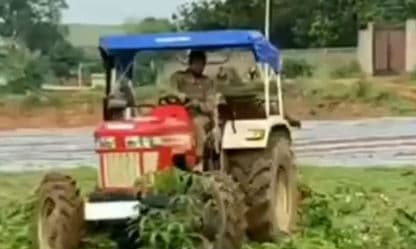 खेती-बारी में नयी तकनीक से कमाल कर रहे झारखंड के किसान, क्रिकेटर धौनी भी आजमा रहे हैं हाथ